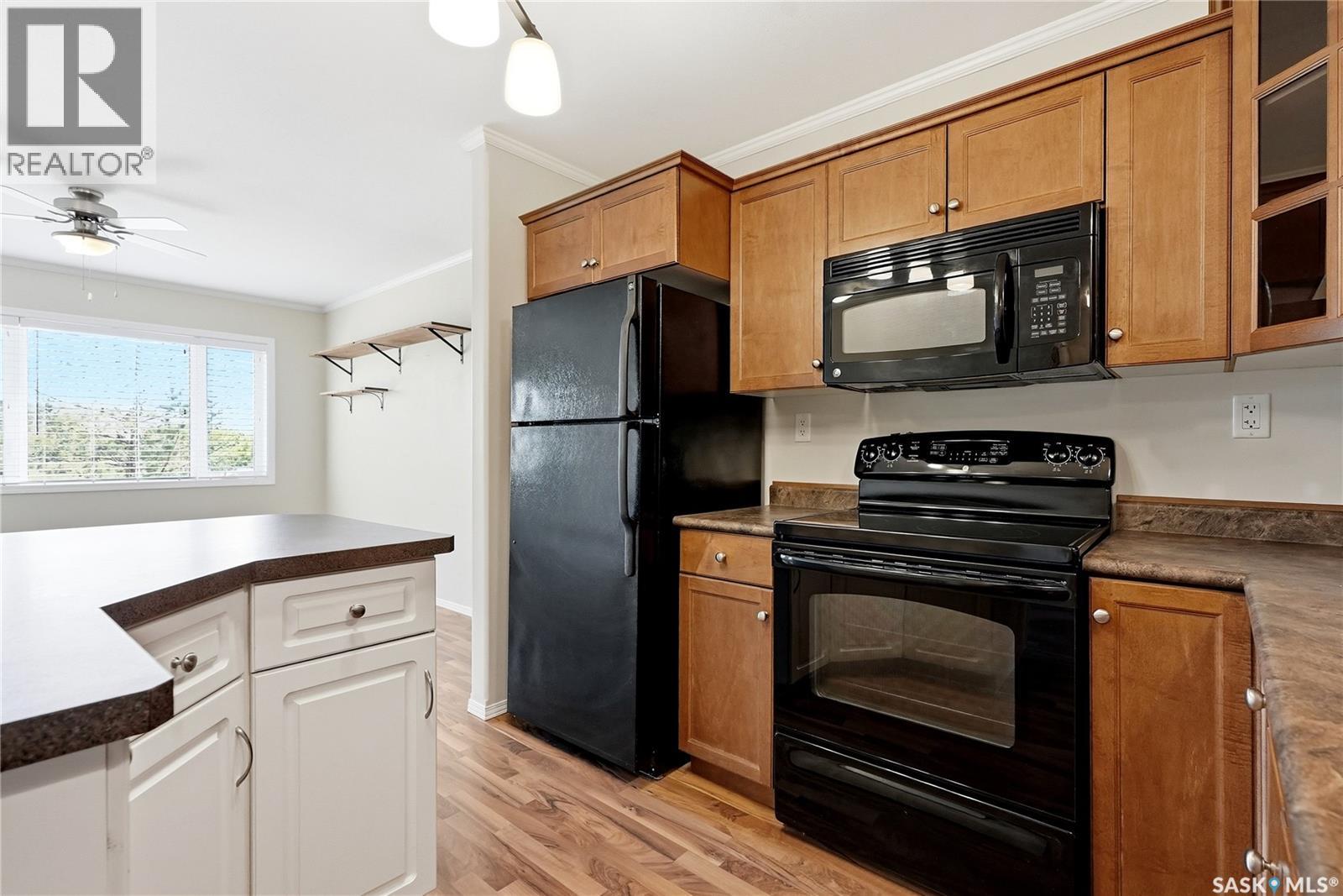 #311 1022 Hampton CIRCLE - 15