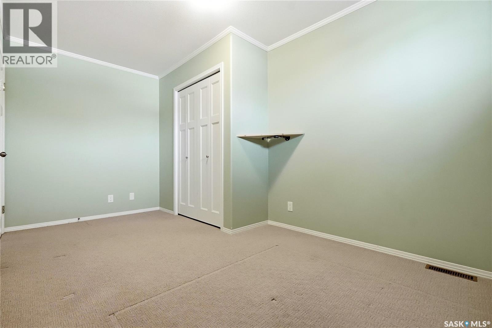 #311 1022 Hampton CIRCLE - 25