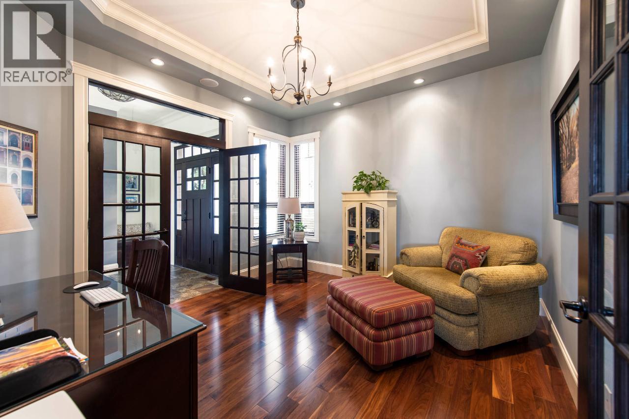 1901 16TH Street S - 8