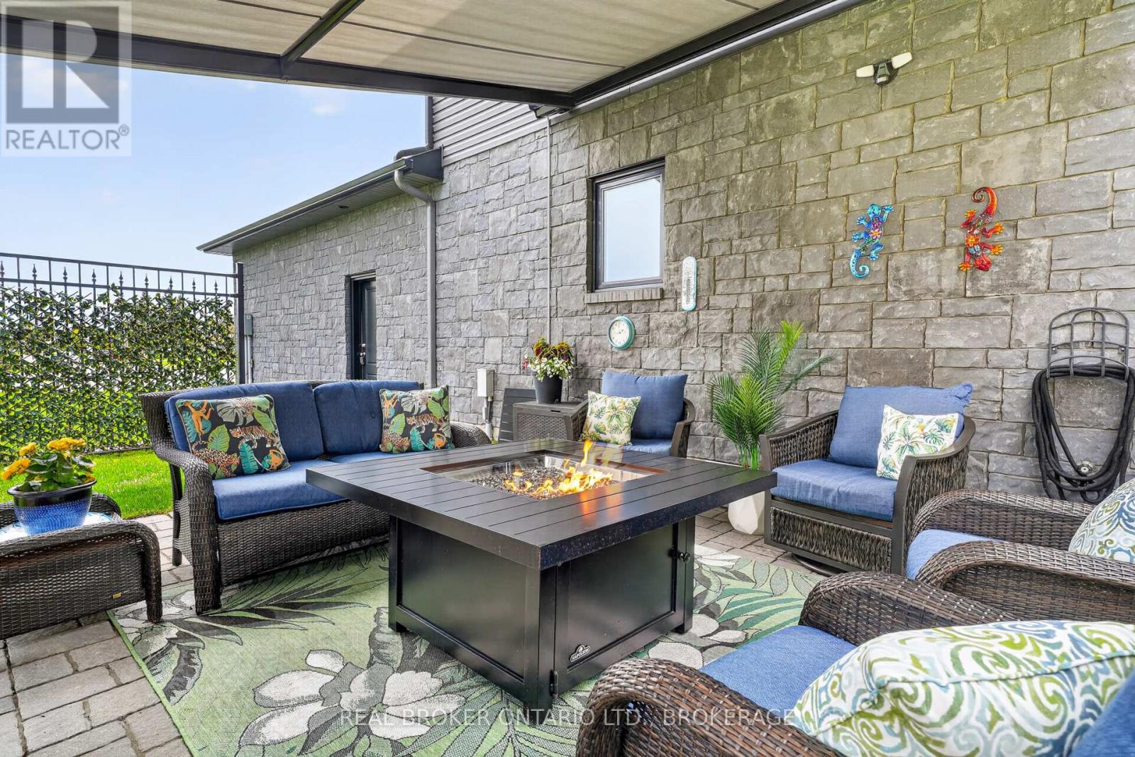 6625 SUTHERLAND AVENUE - 42