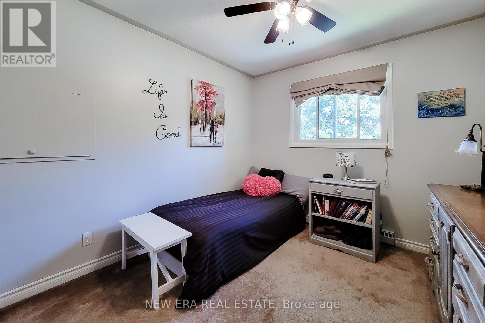 1 GREENWOOD AVENUE - 28