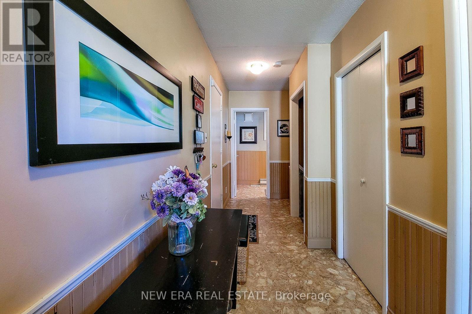 1 GREENWOOD AVENUE - 33