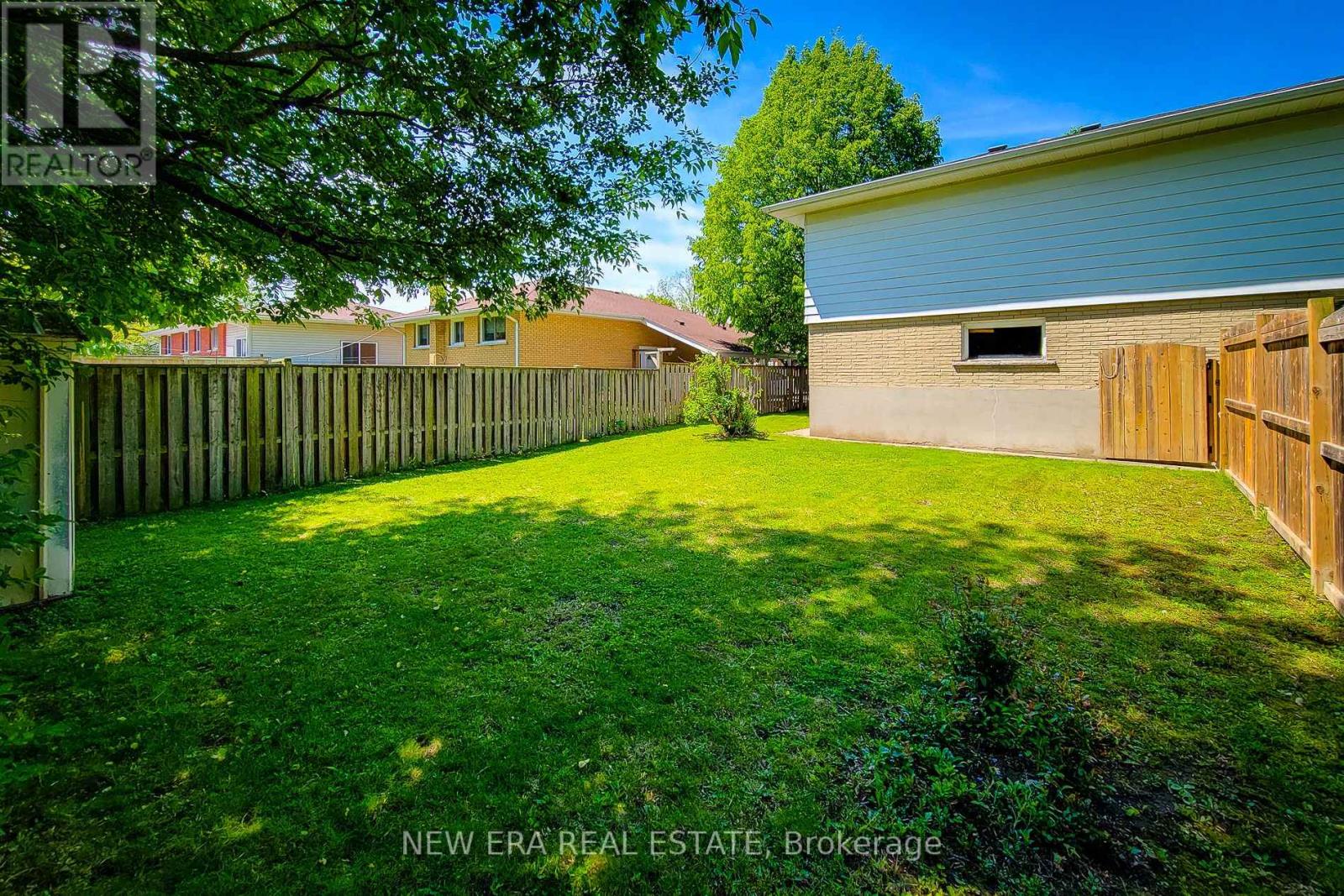 1 GREENWOOD AVENUE - 6