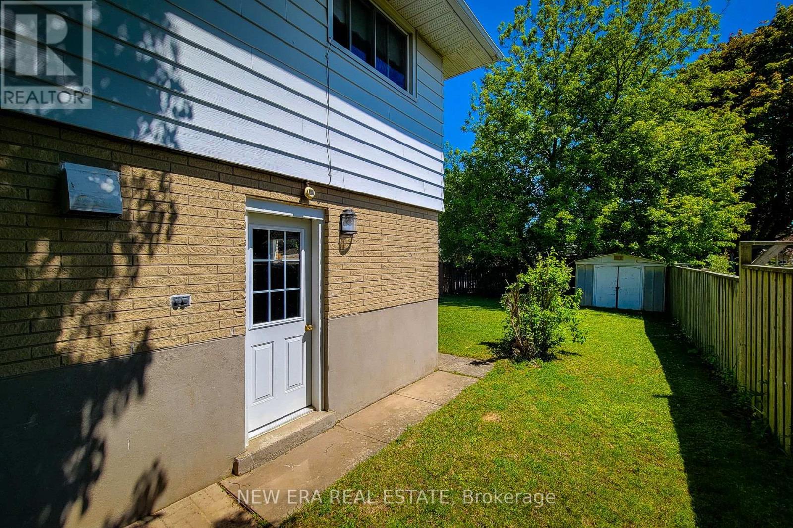 1 GREENWOOD AVENUE - 8