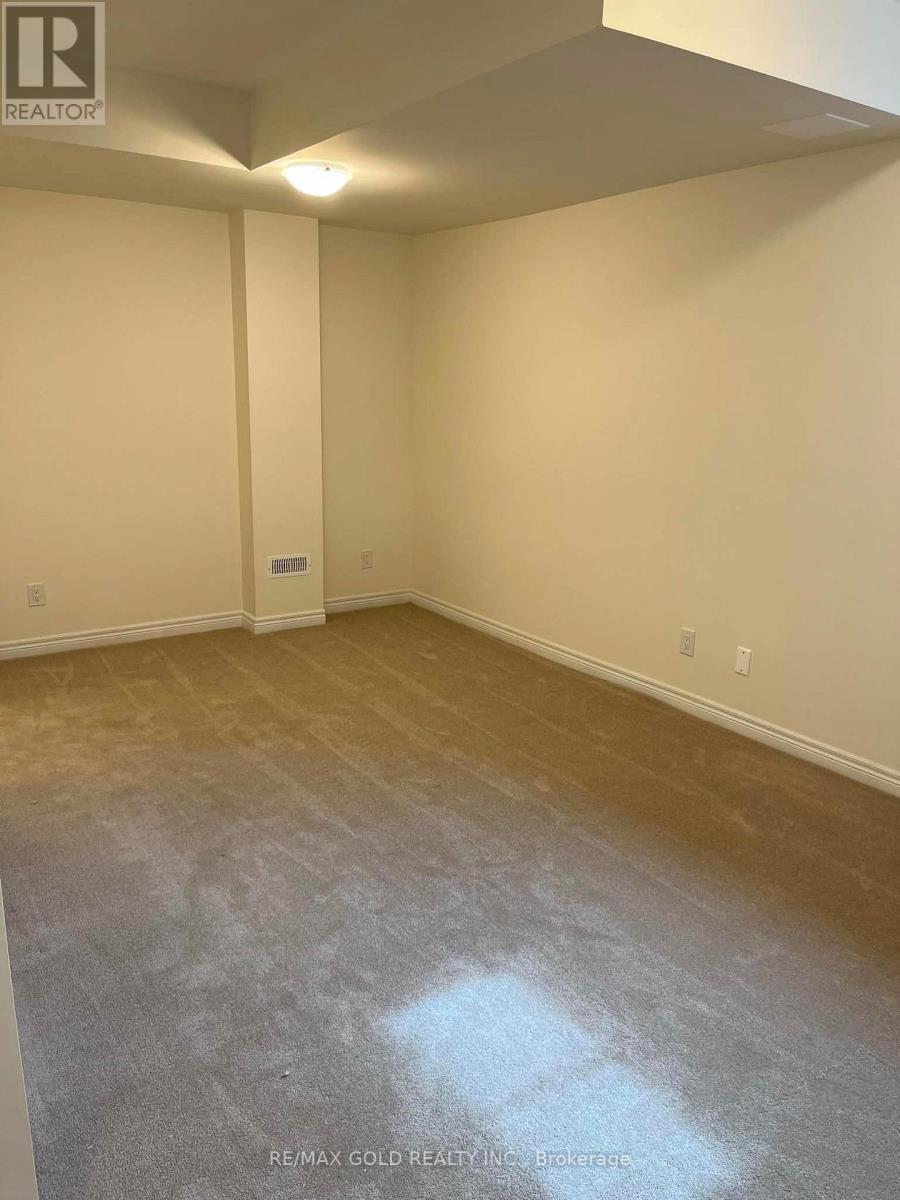 90 GRASSBOURNE AVENUE - 19