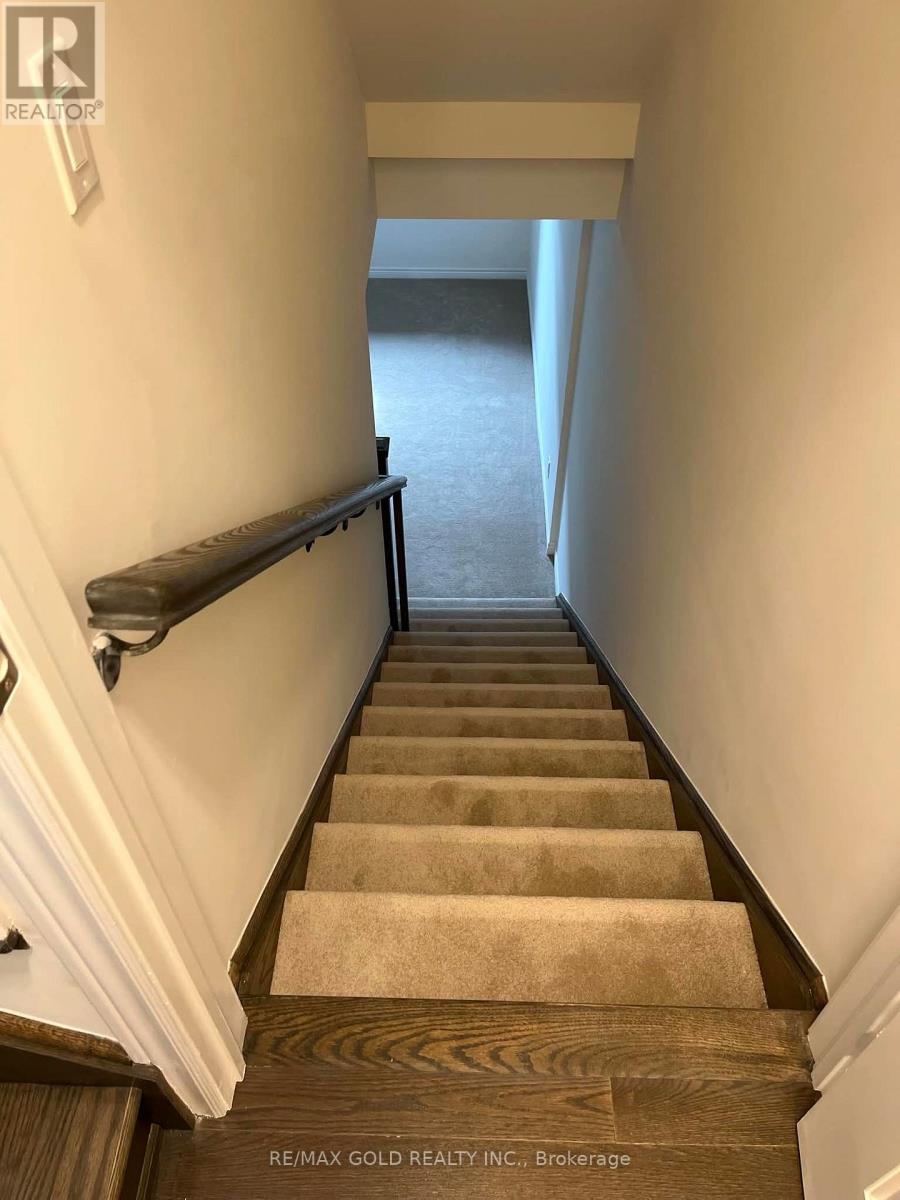 90 GRASSBOURNE AVENUE - 21
