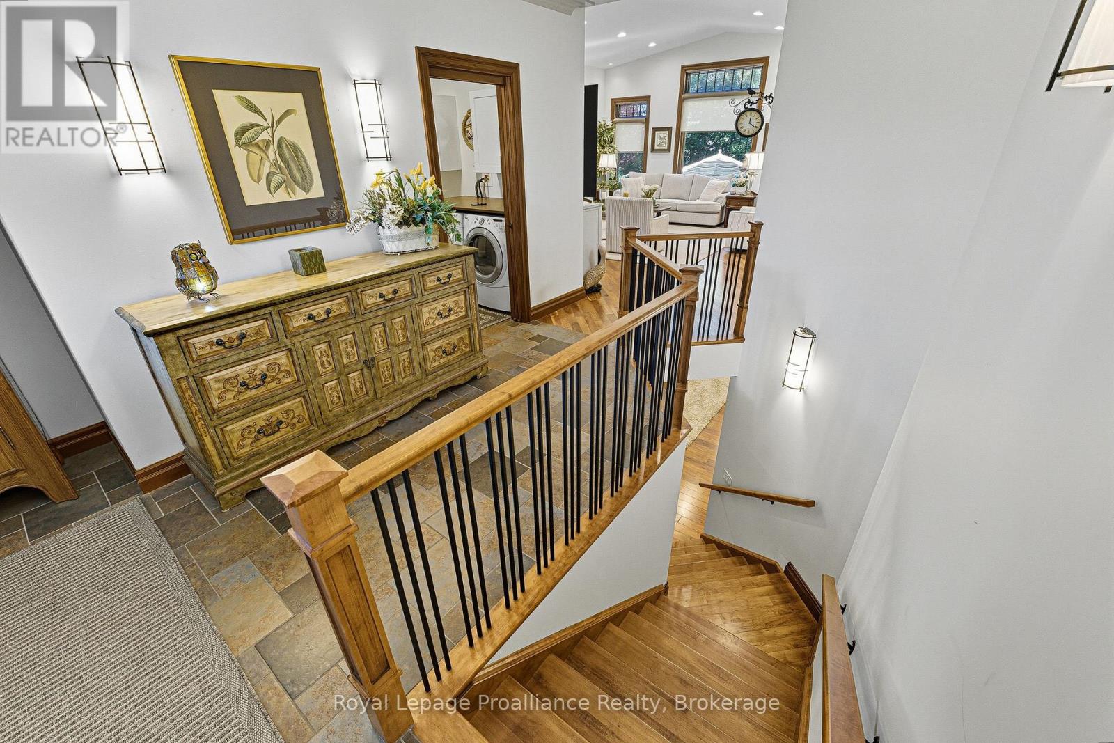 6 BIRCH COURT - 7