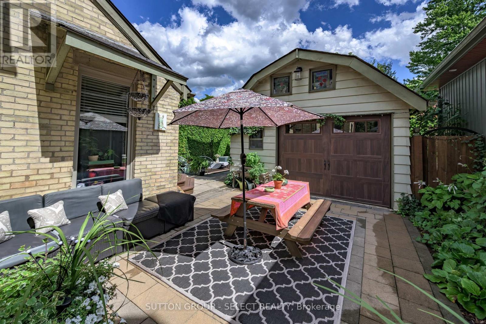 804 MAITLAND STREET - 7