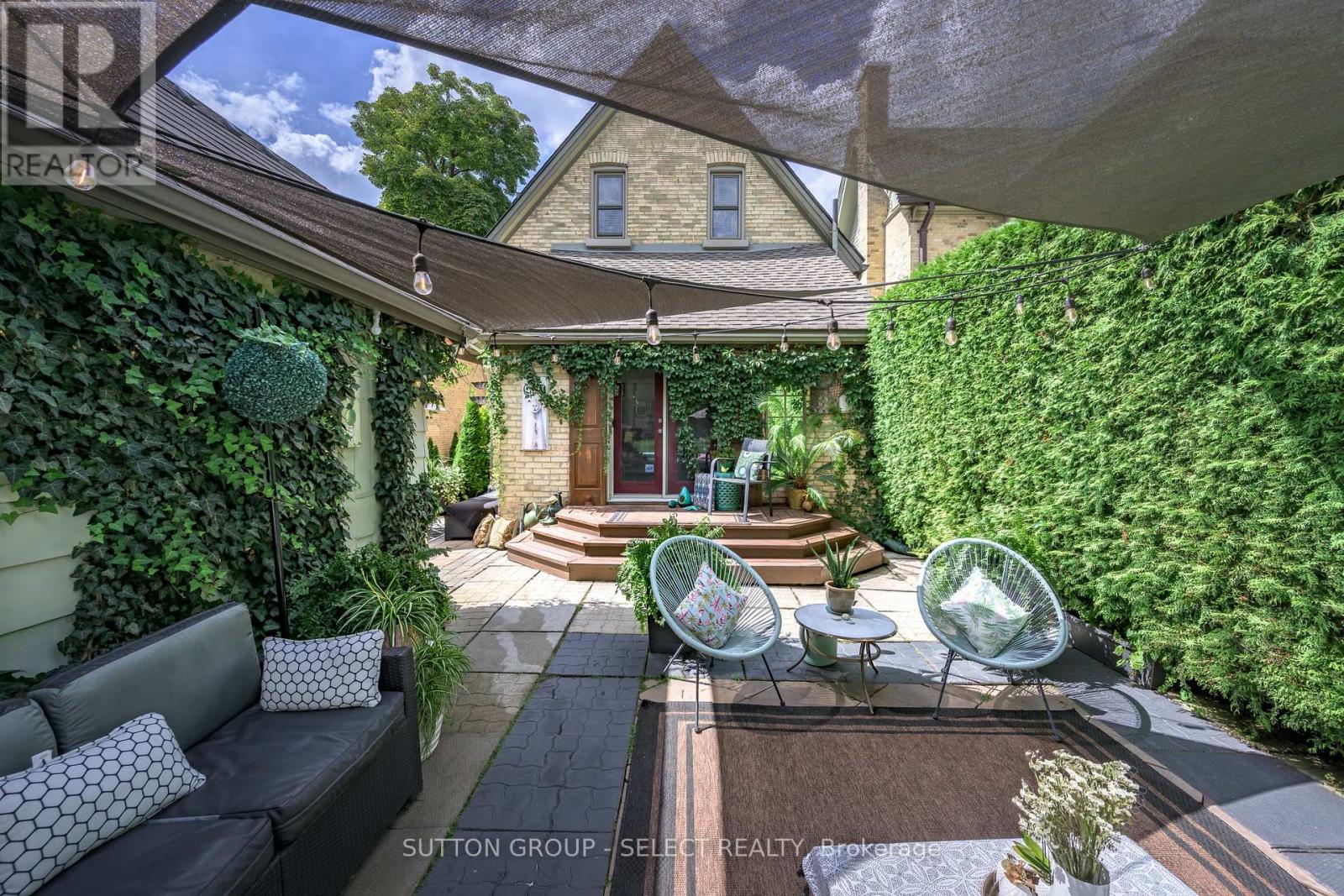 804 MAITLAND STREET - 8