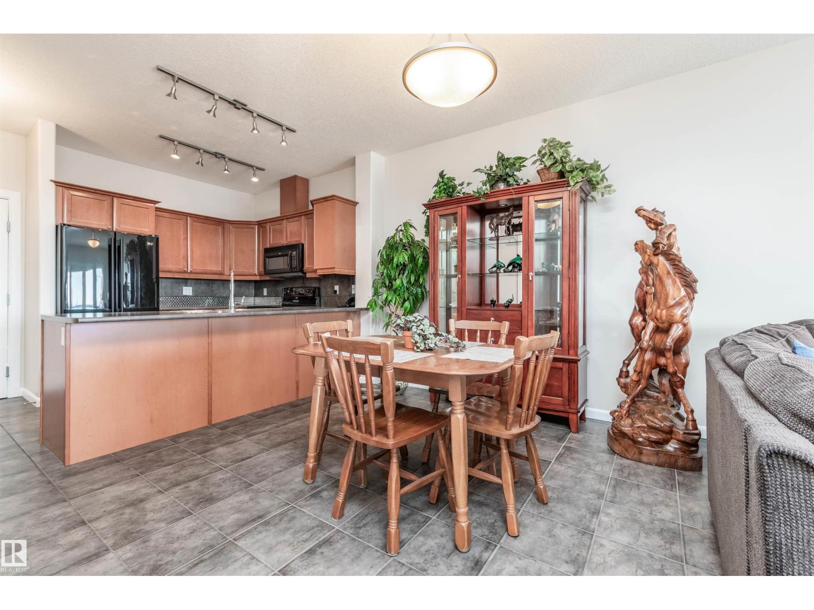 #439 300 Palisades WY - 4