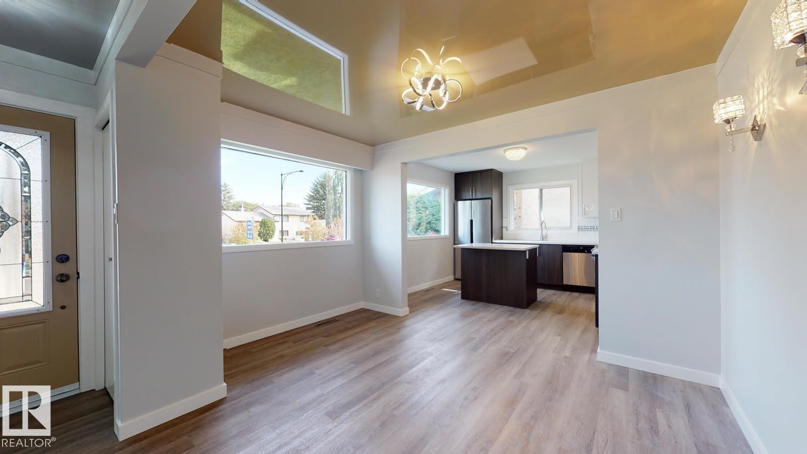 11744 135 ST NW - Image 2
