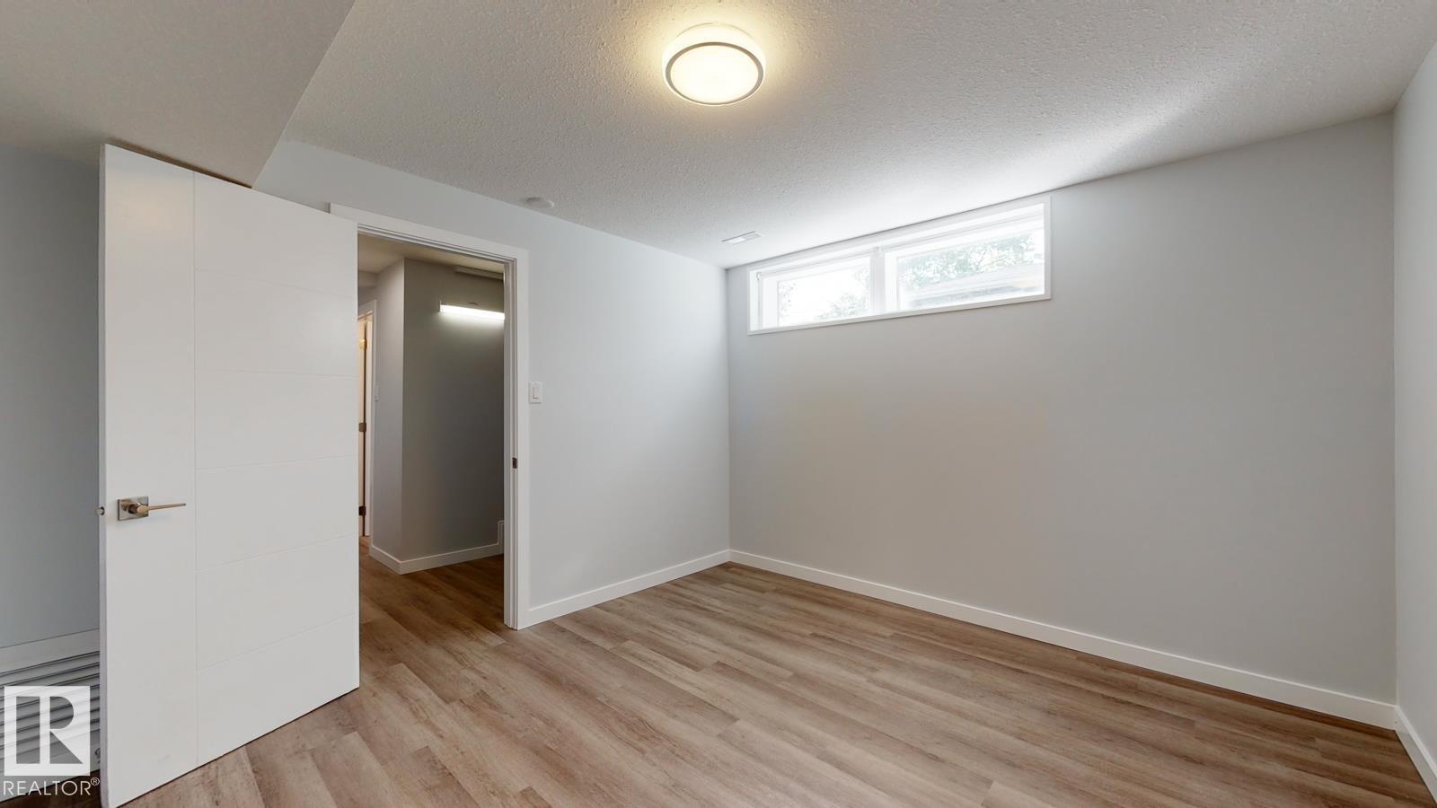 11744 135 ST NW - 21