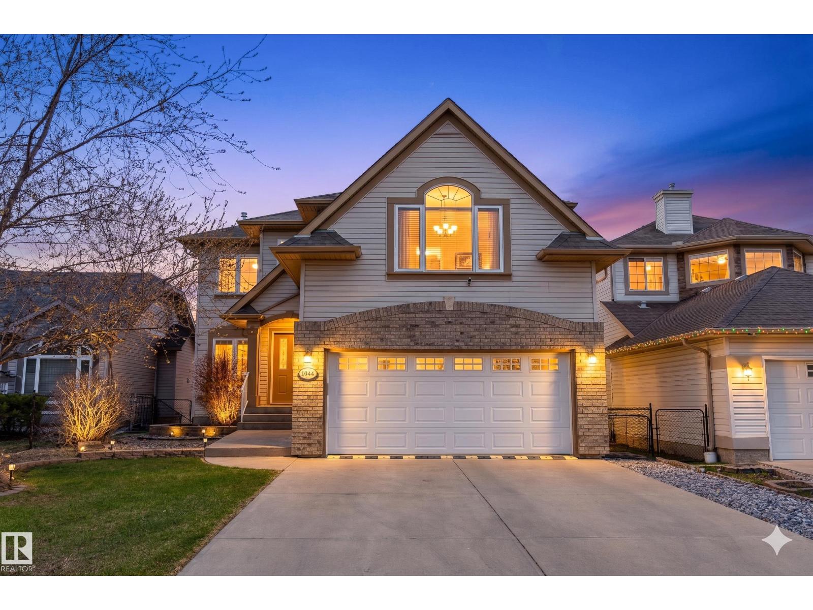 1044 BARNES WY SW - 62