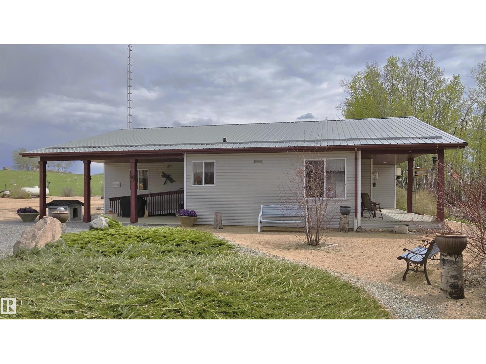 23215 Twp Rd 590 - 3