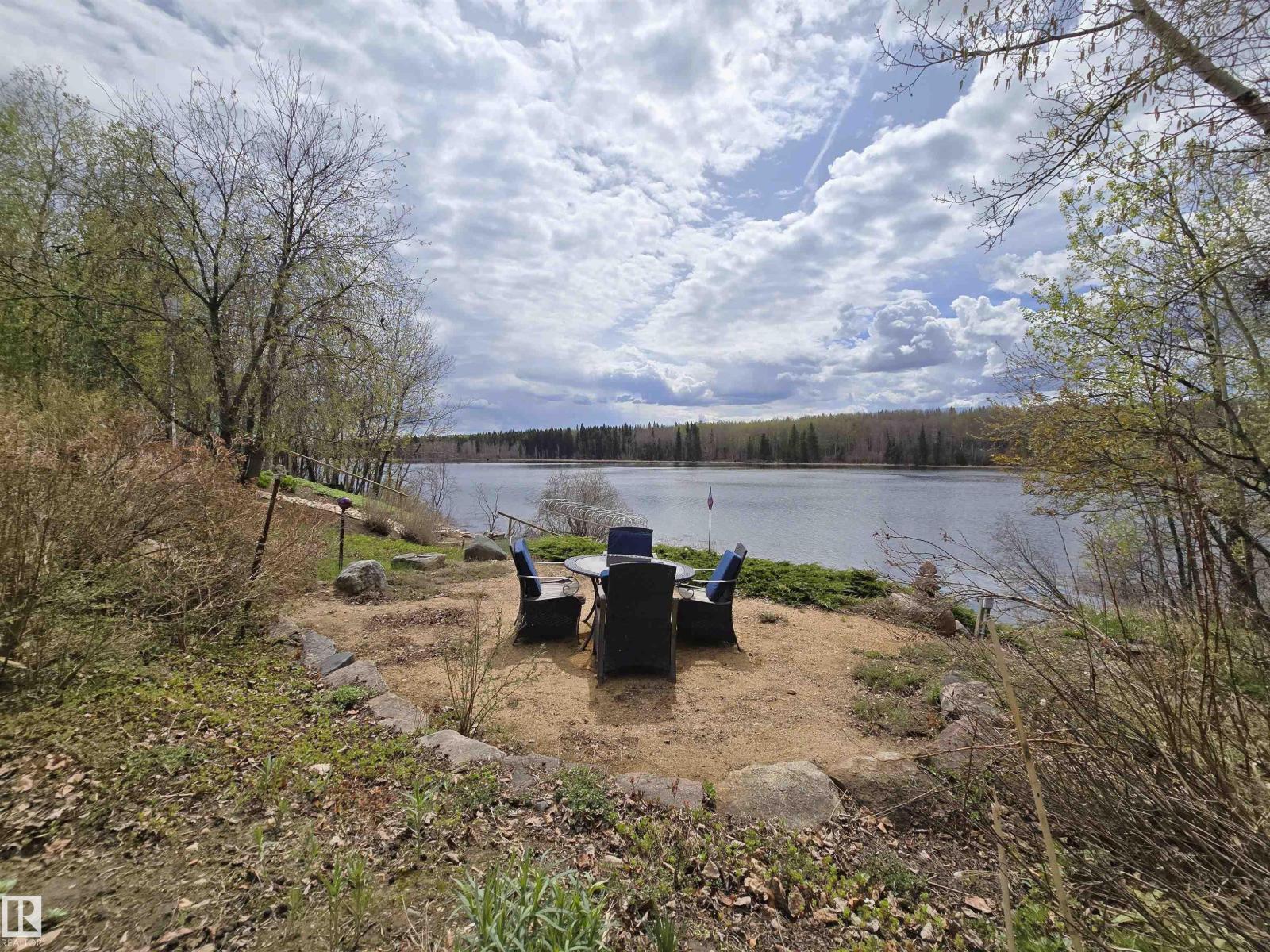 23215 Twp Rd 590 - 30