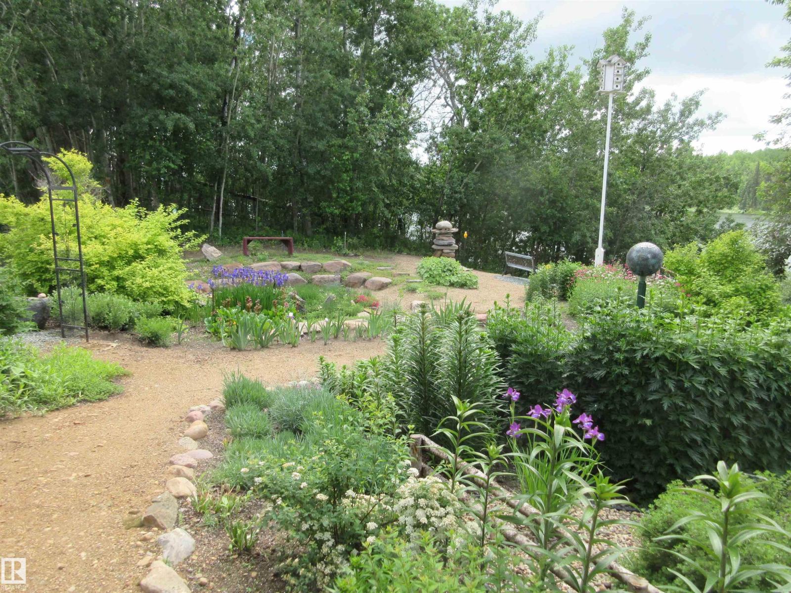 23215 Twp Rd 590 - 39