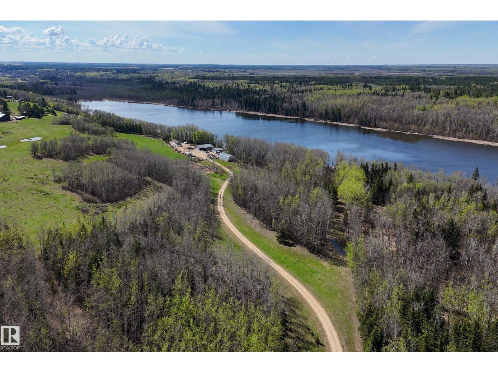23215 Twp Rd 590 - 64