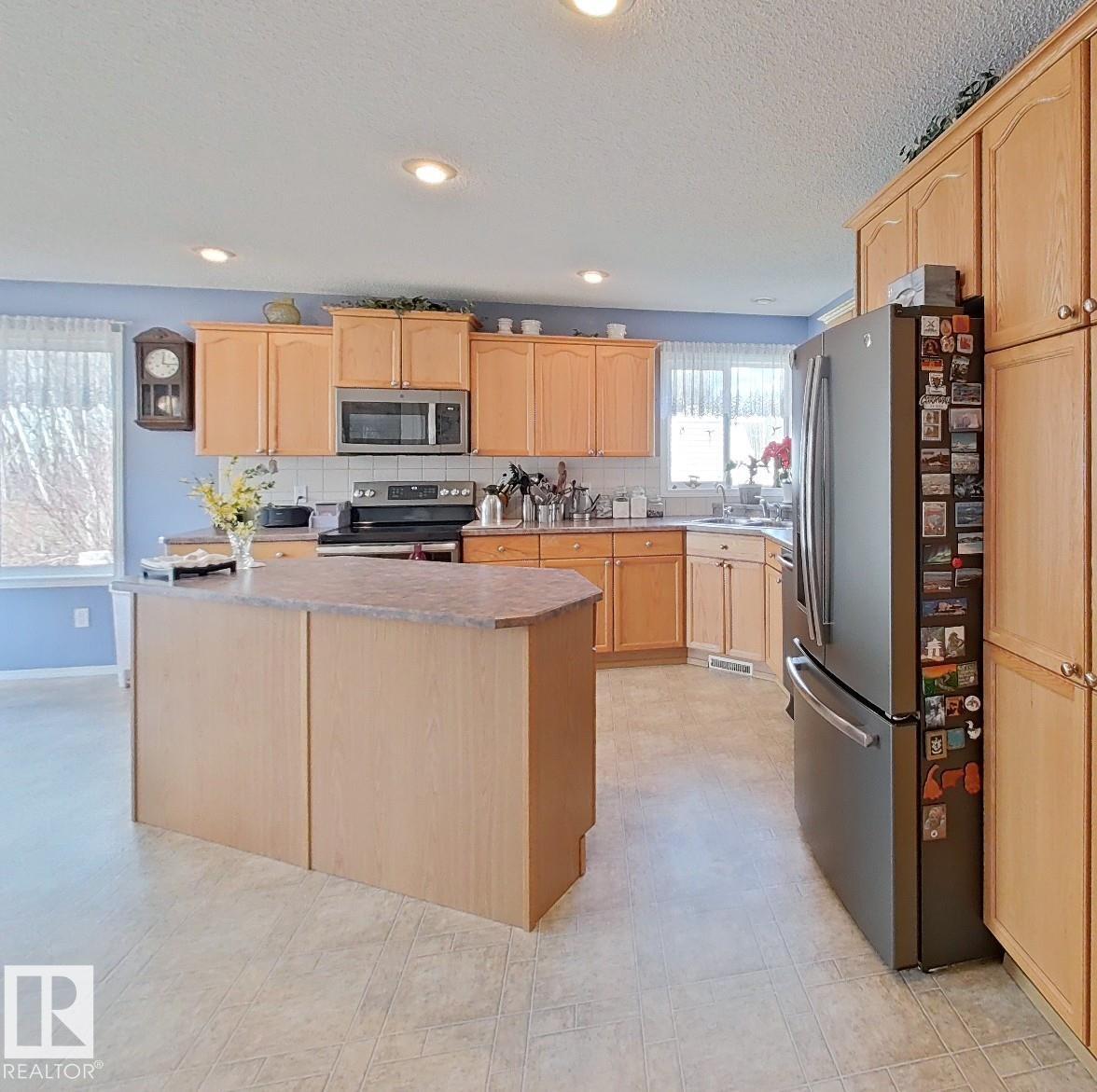 23215 Twp Rd 590 - 8