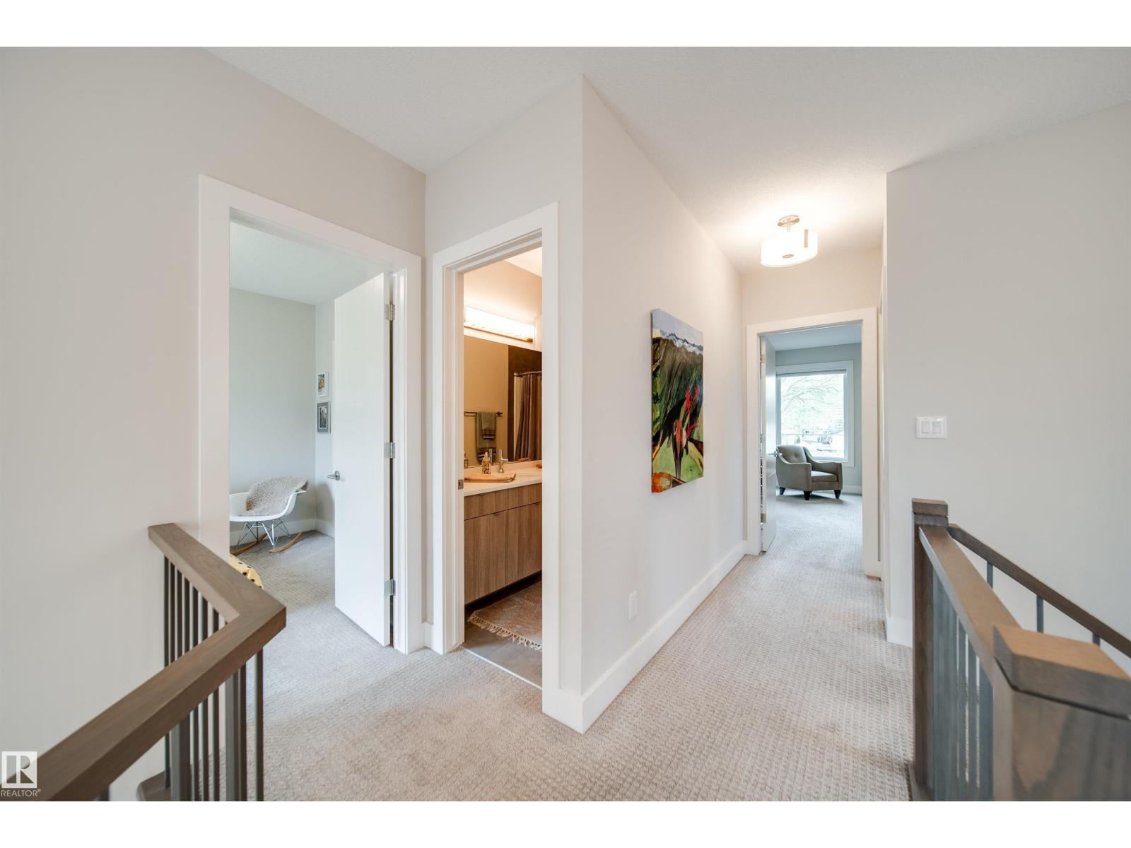 10823 67 AV NW - 36