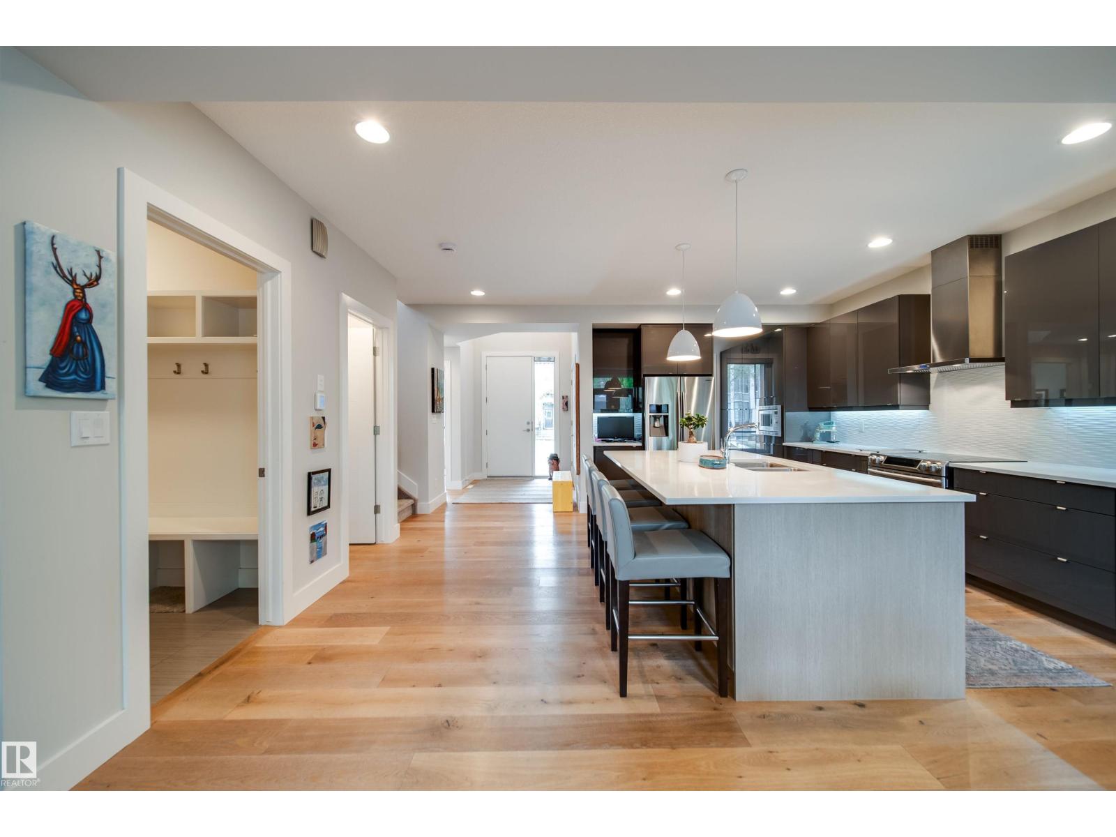 10823 67 AV NW - 11