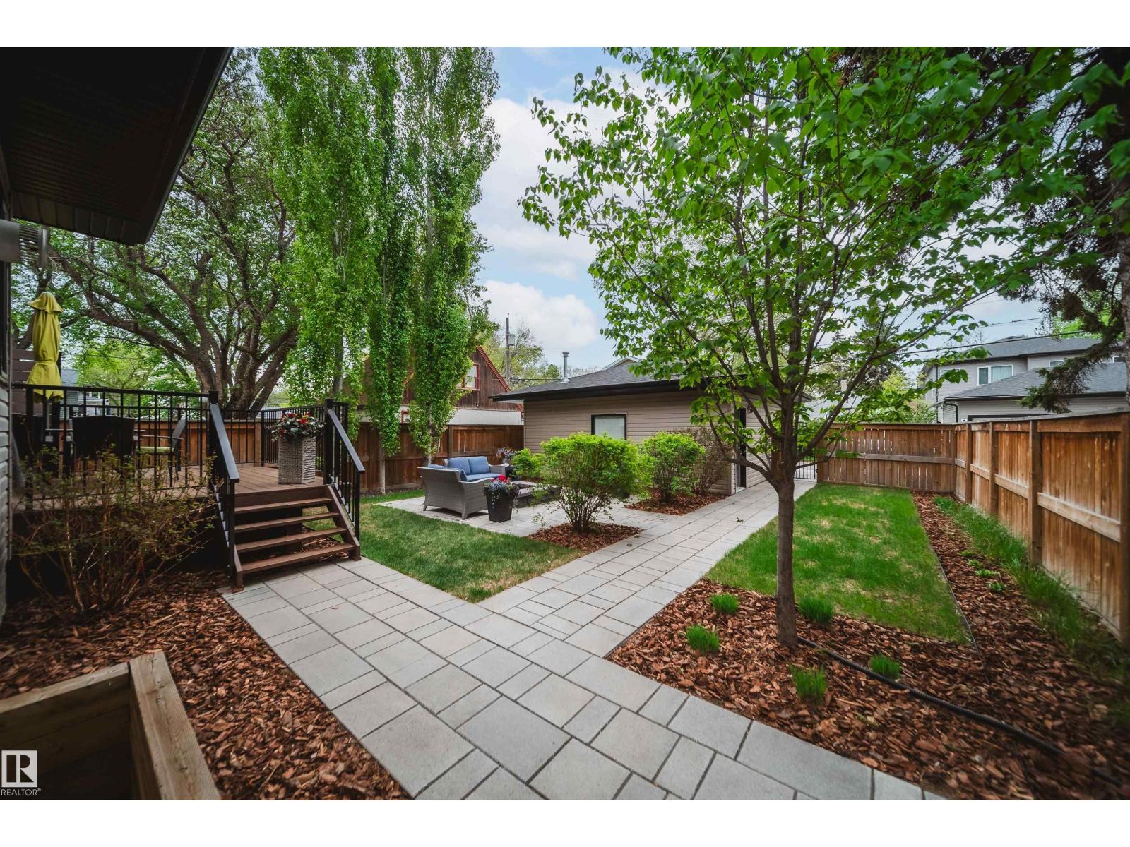 10823 67 AV NW - 50