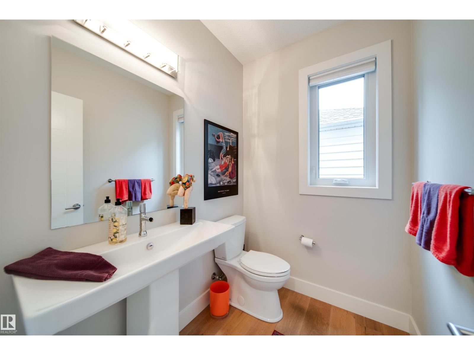 10823 67 AV NW - 6