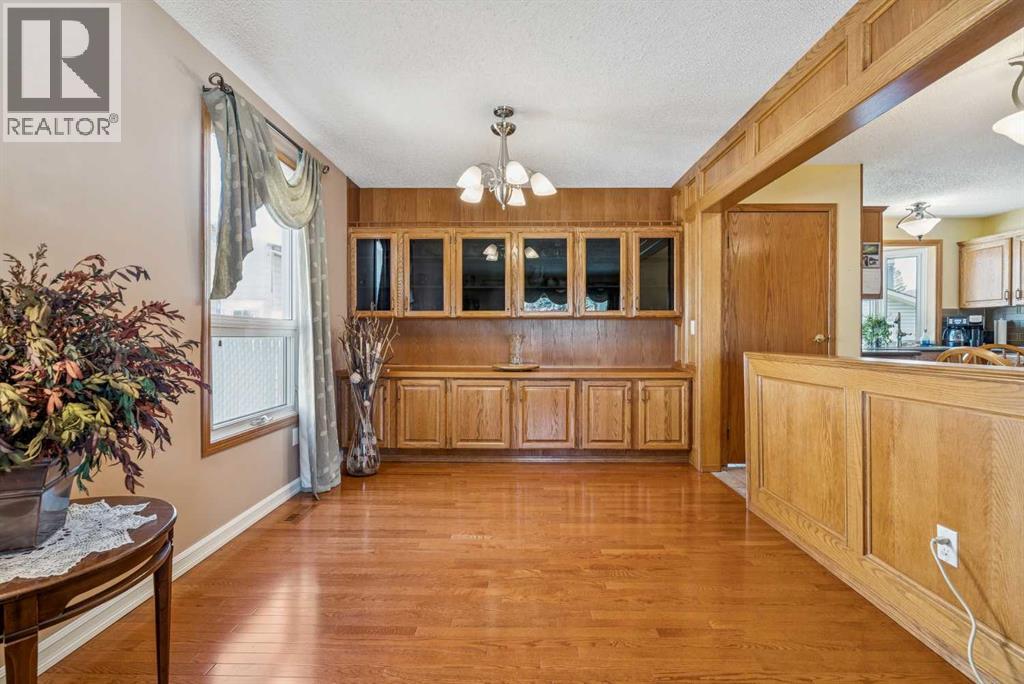 320 Whiteview Road NE - 17