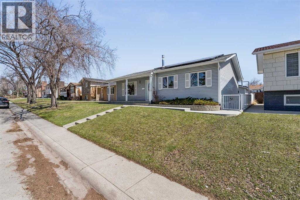320 Whiteview Road NE - Image 2