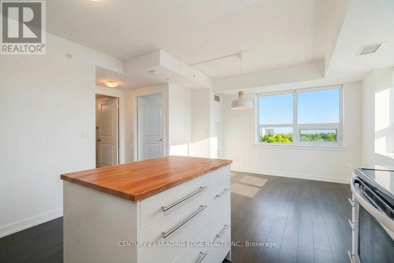 #611 3520 DANFORTH AVENUE - 14
