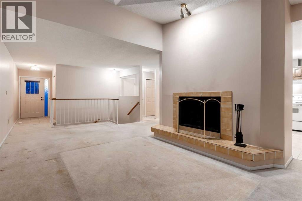 114 Strathlorne Mews SW - 13