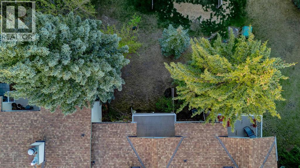114 Strathlorne Mews SW - 31