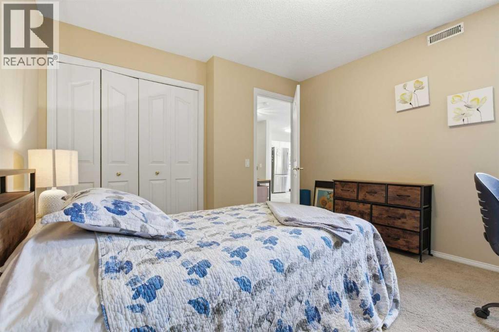 #2324 1818 Simcoe Boulevard SW - 24
