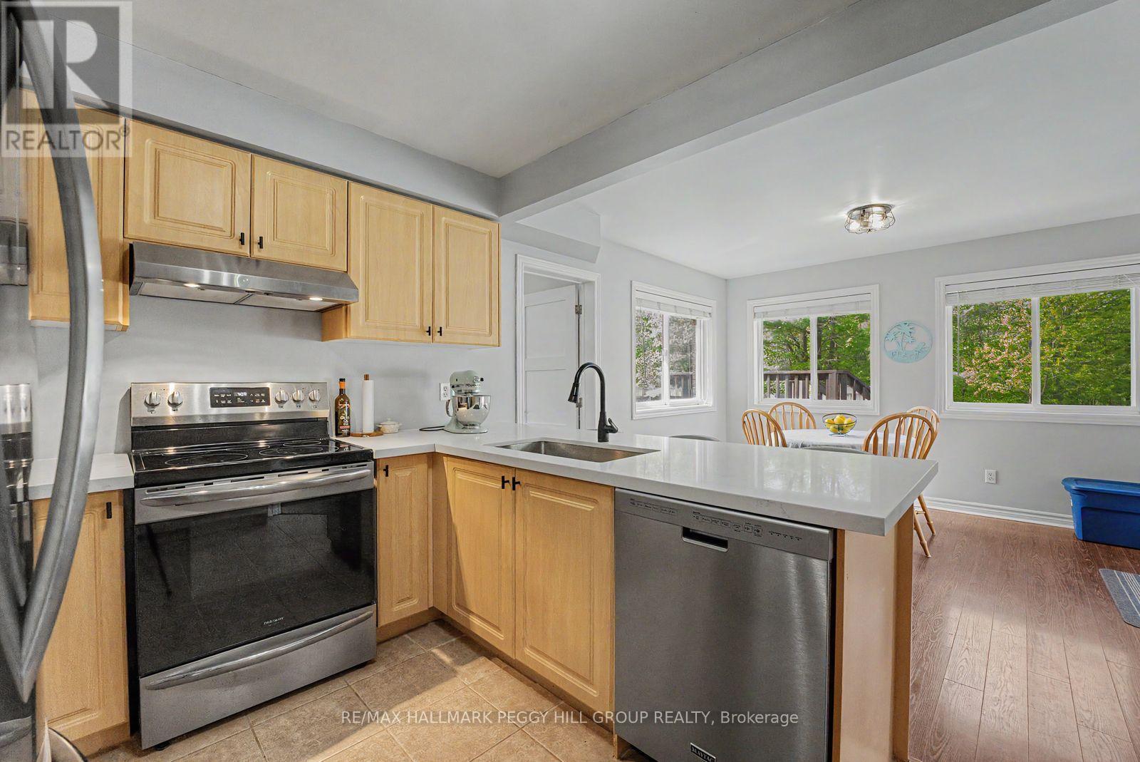 26 KENWELL CRESCENT - 8
