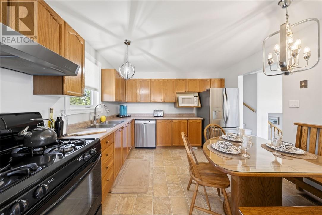 1858 Covewood - 10