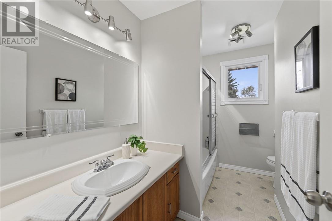1858 Covewood - 29