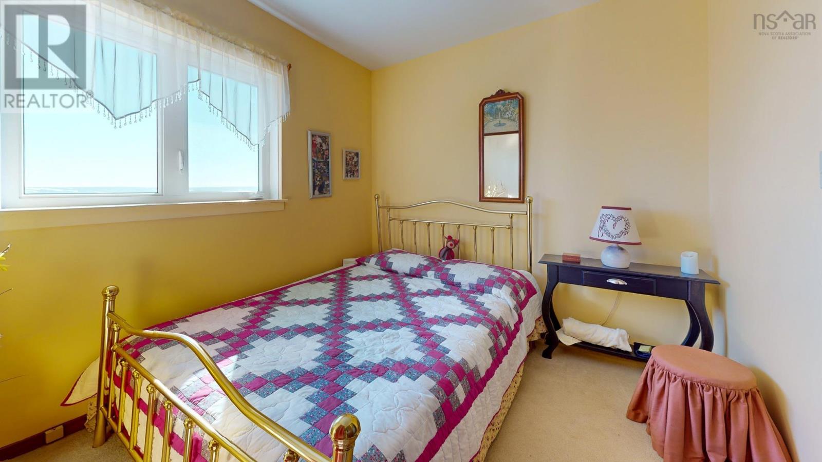 8 Foleaze Park Drive - 23