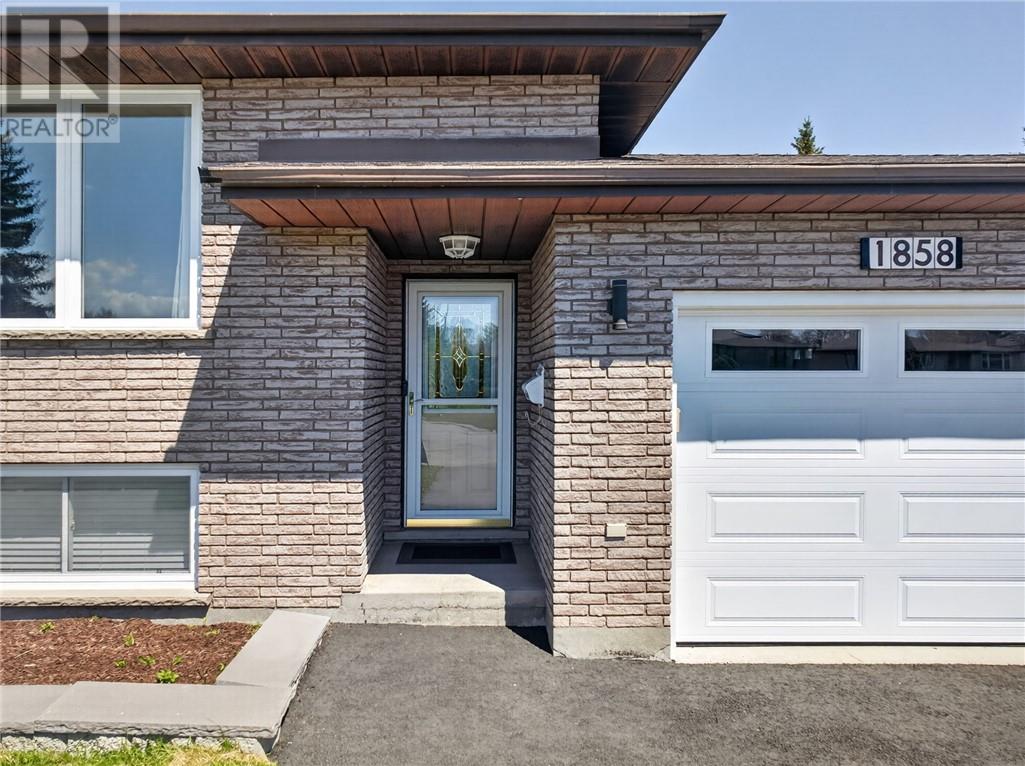 1858 Covewood - 4