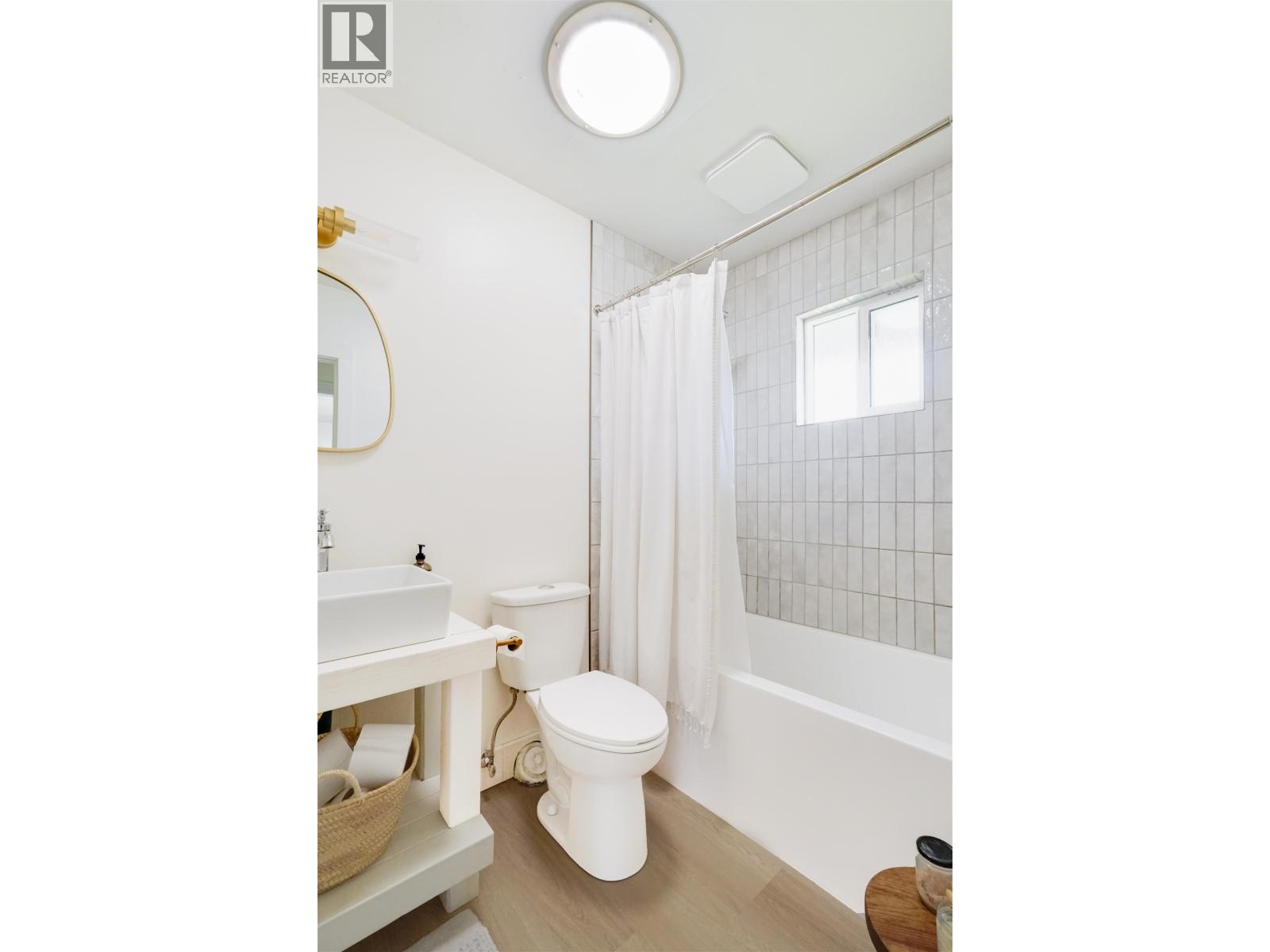 81 CHILKO STREET - 10