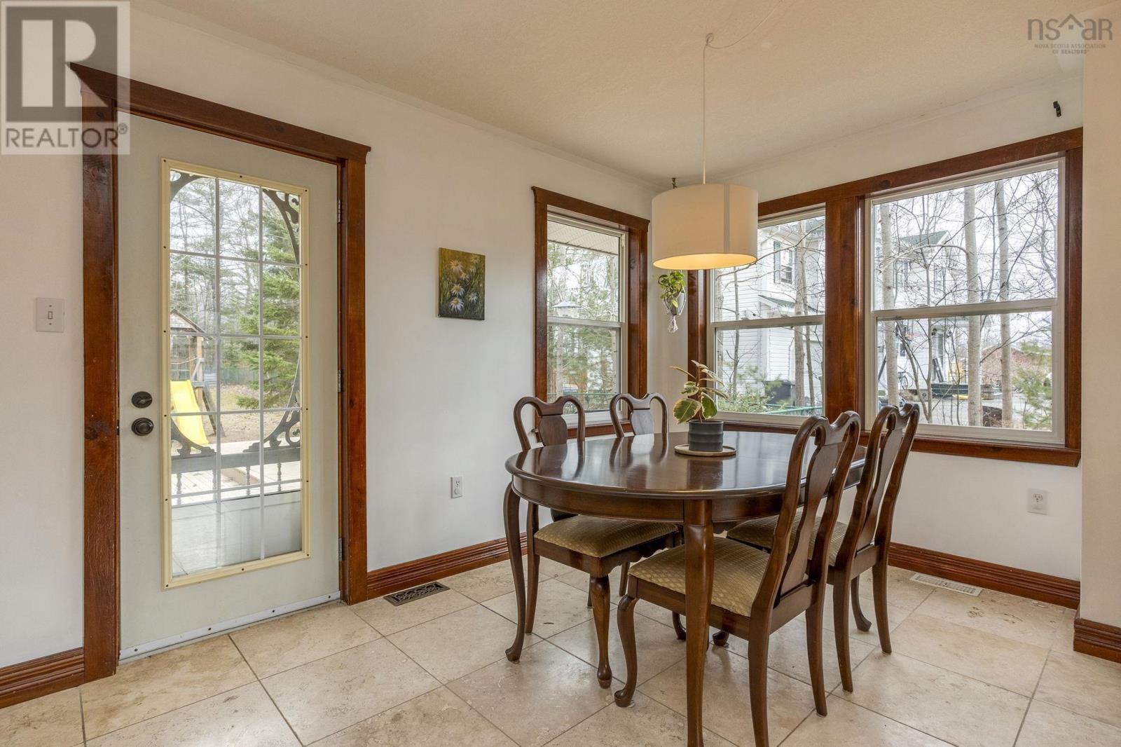 29 Robie Avenue - 16