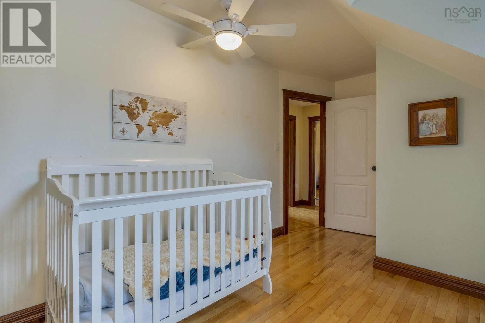 29 Robie Avenue - 36