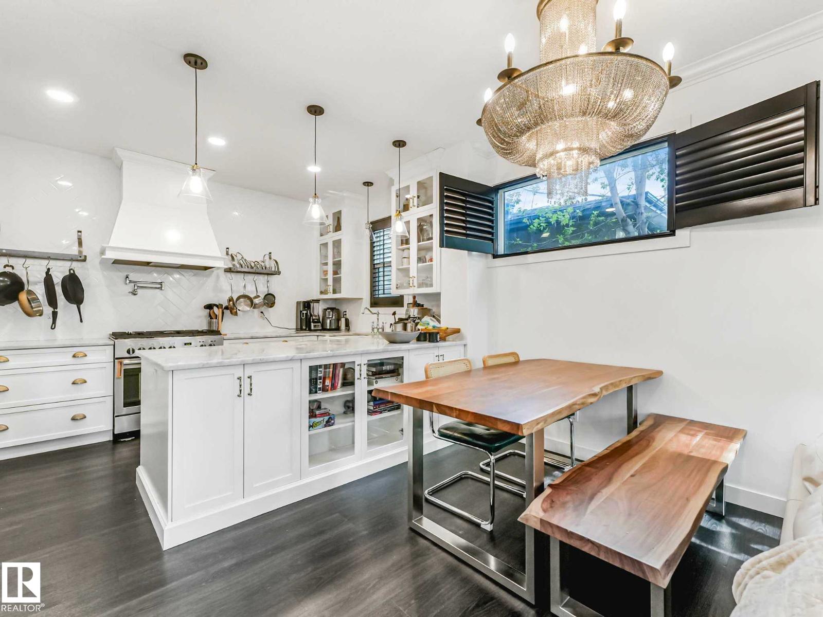 6420 106 ST NW - 12