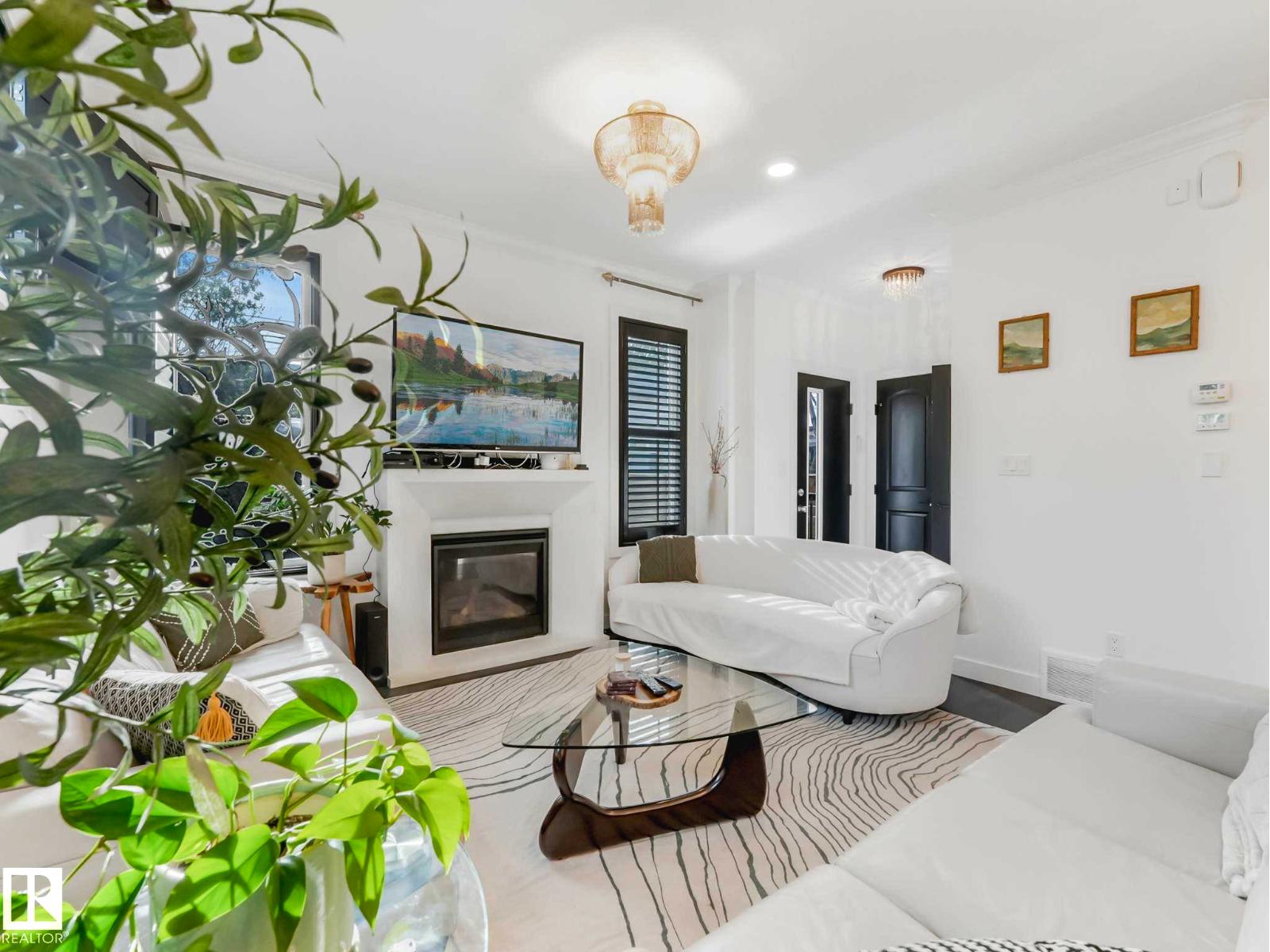 6420 106 ST NW - 14