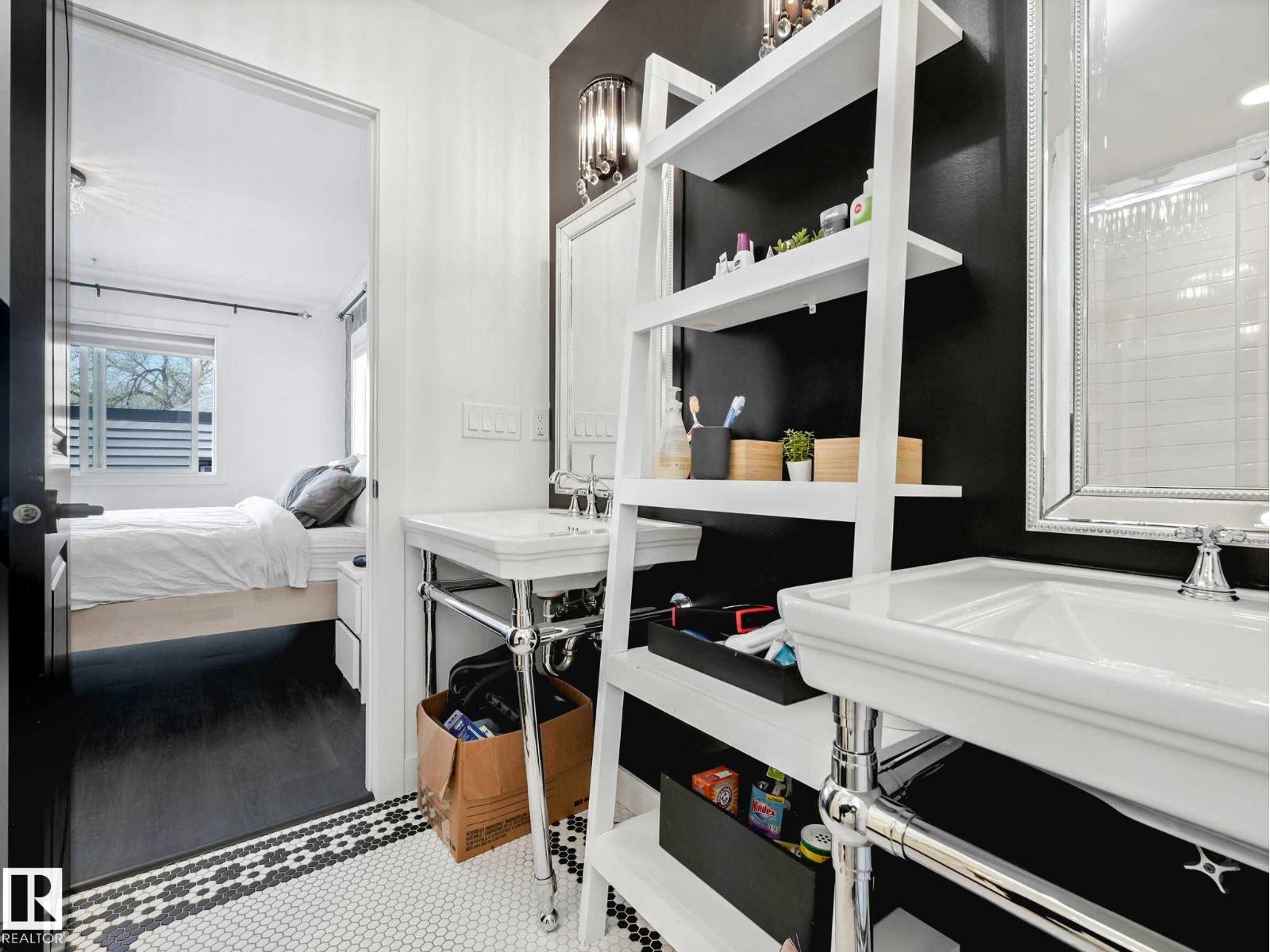 6420 106 ST NW - 37
