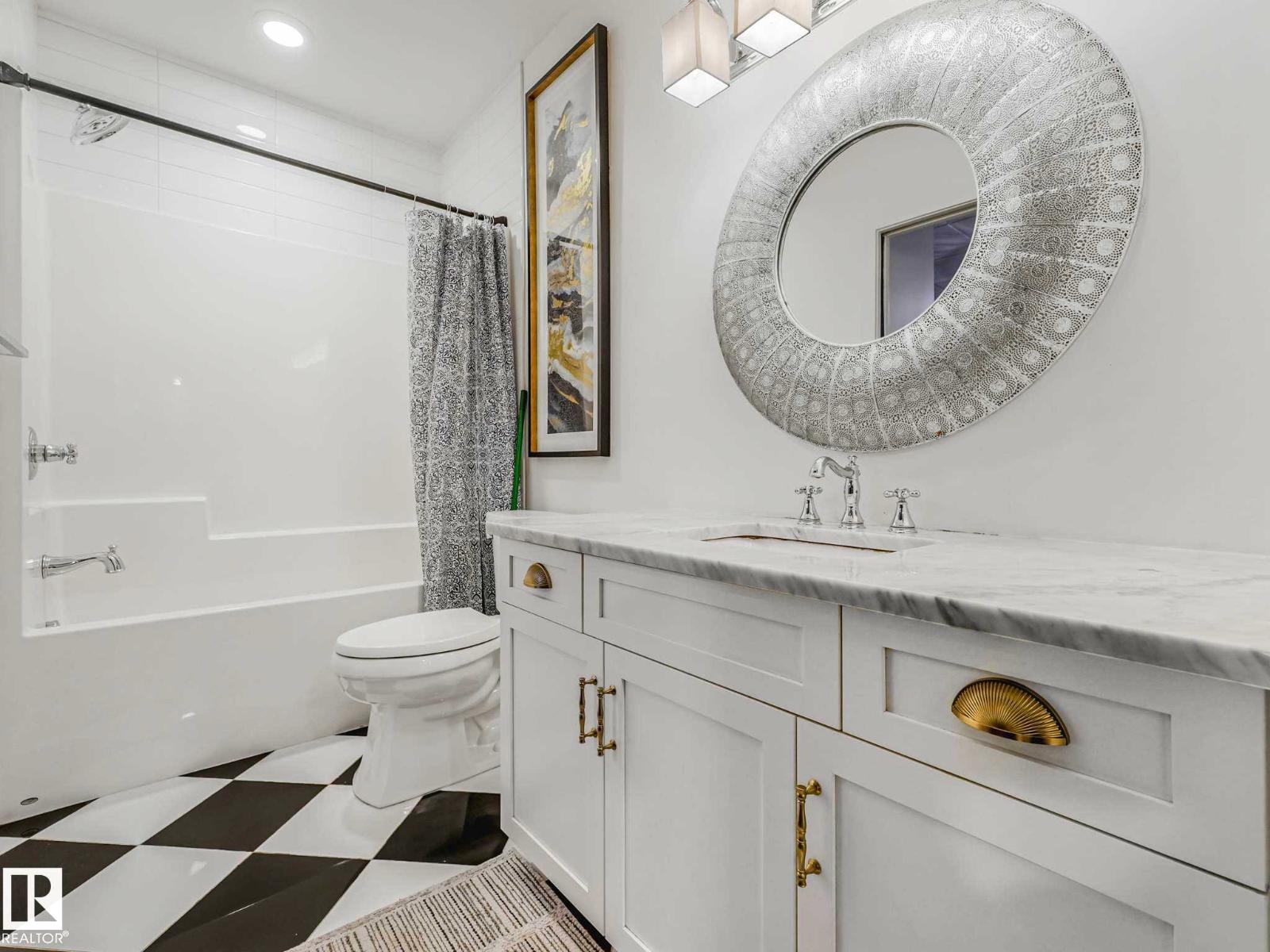 6420 106 ST NW - 43