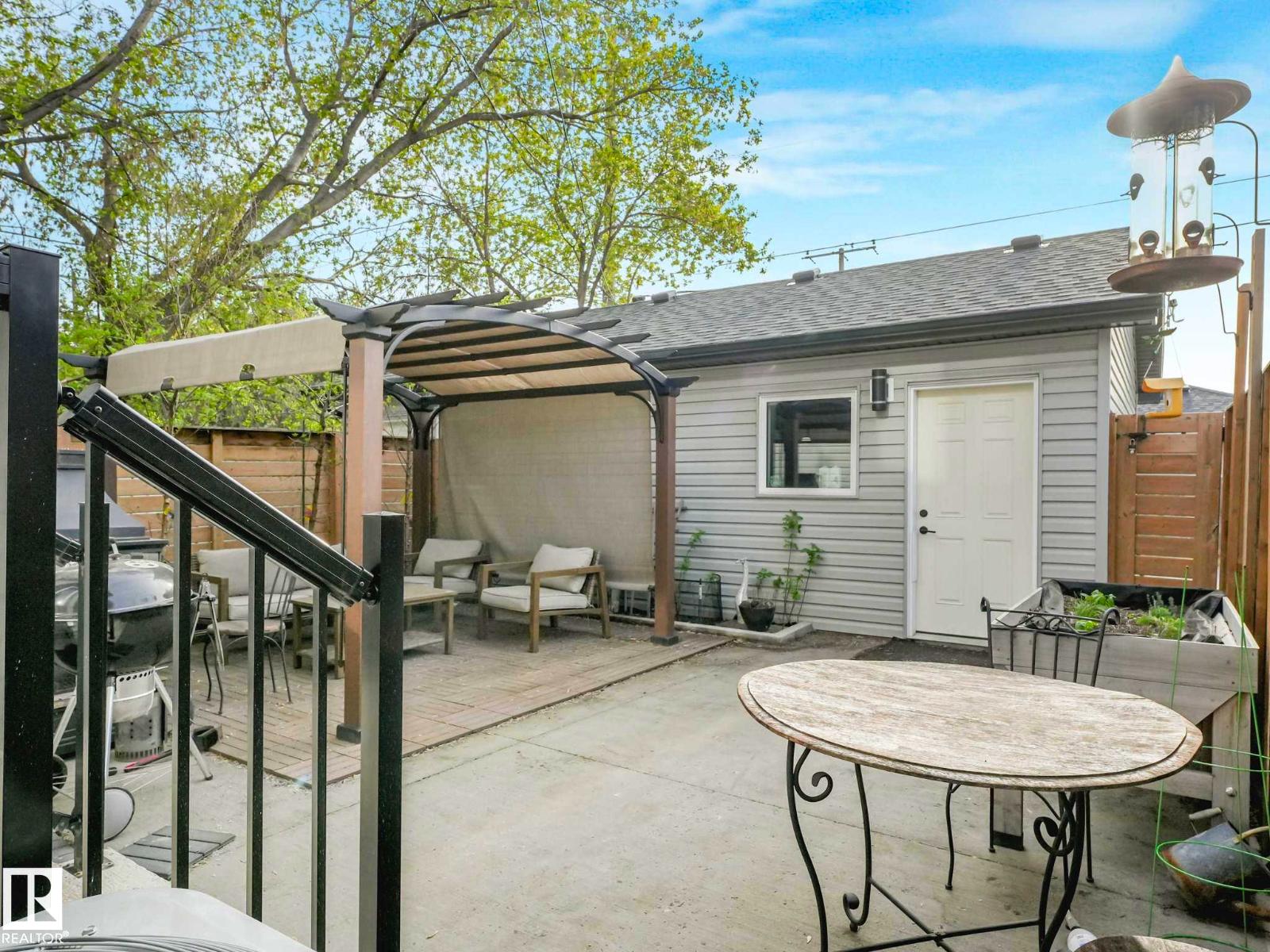 6420 106 ST NW - 49