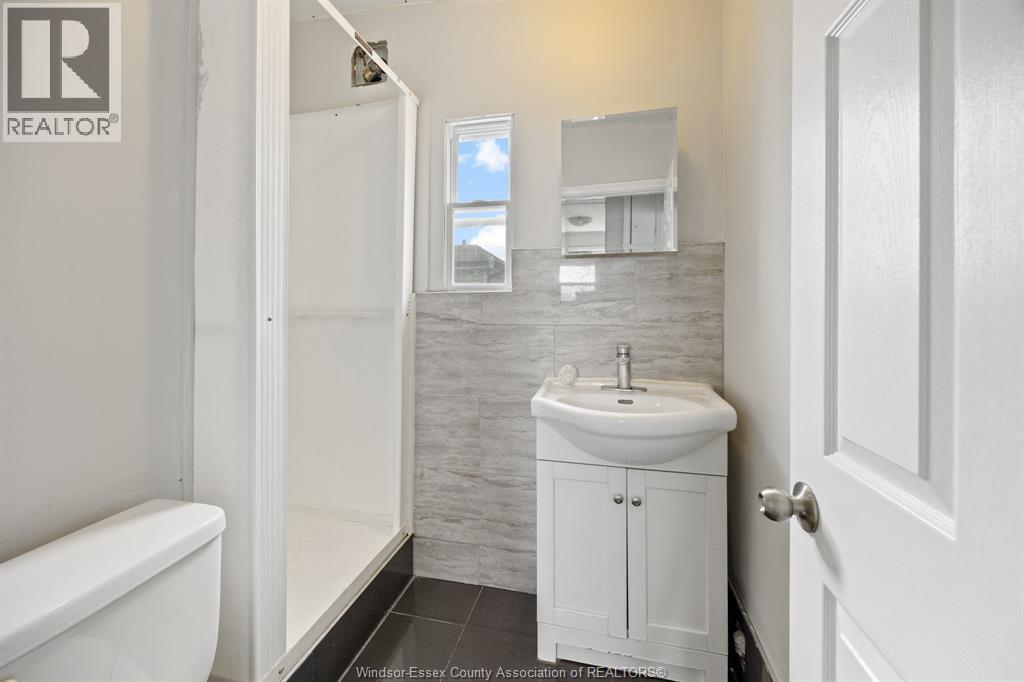 374 CAMPBELL - 8