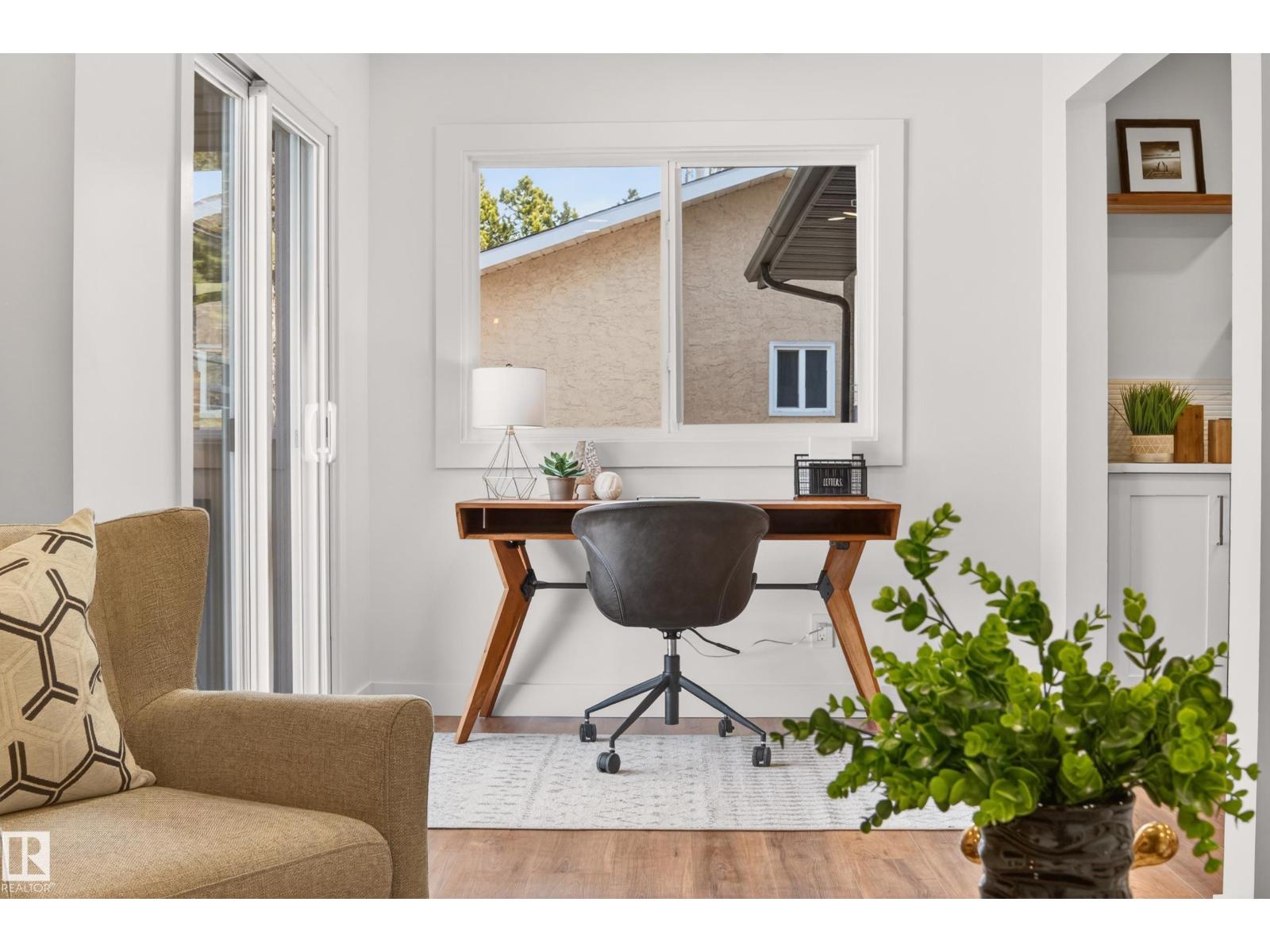 18312 91 AV NW - 31