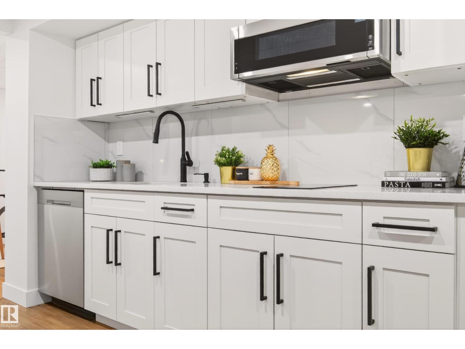 18312 91 AV NW - 60