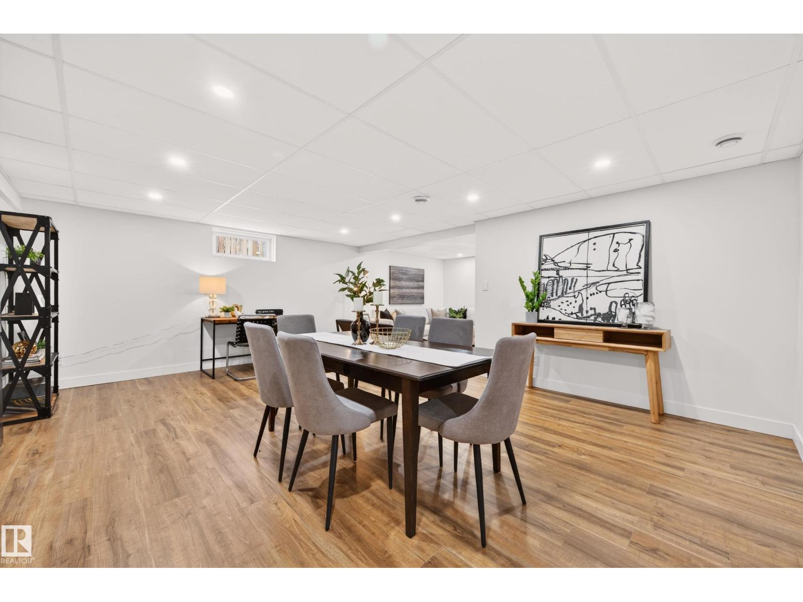 18312 91 AV NW - 62