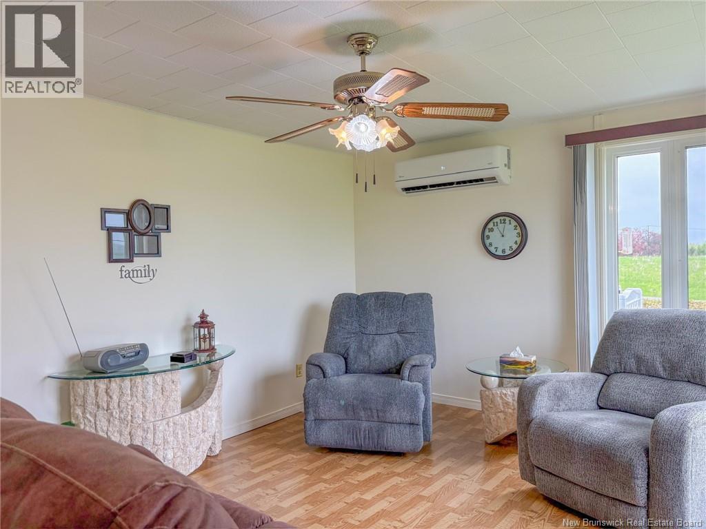 5 Scott Road - 16